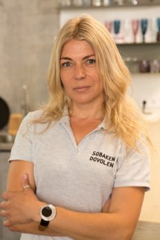Валентина АДМИНИСТРАТОР ОТЕЛЯ, НЯНЯ